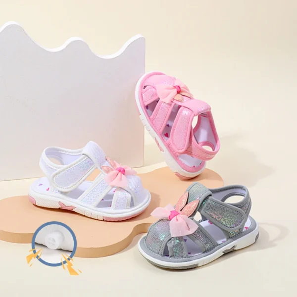 Baby Squeaky
  Shoes: Funny Toddler Sound Prewalking Sneaker w/ Butterfly-Bow - Image 6