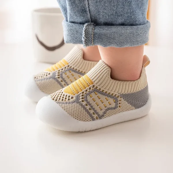 Mesh Baby
  Shoes: Soft Bottom Non-slip Summer Breathable First Walkers - Image 6