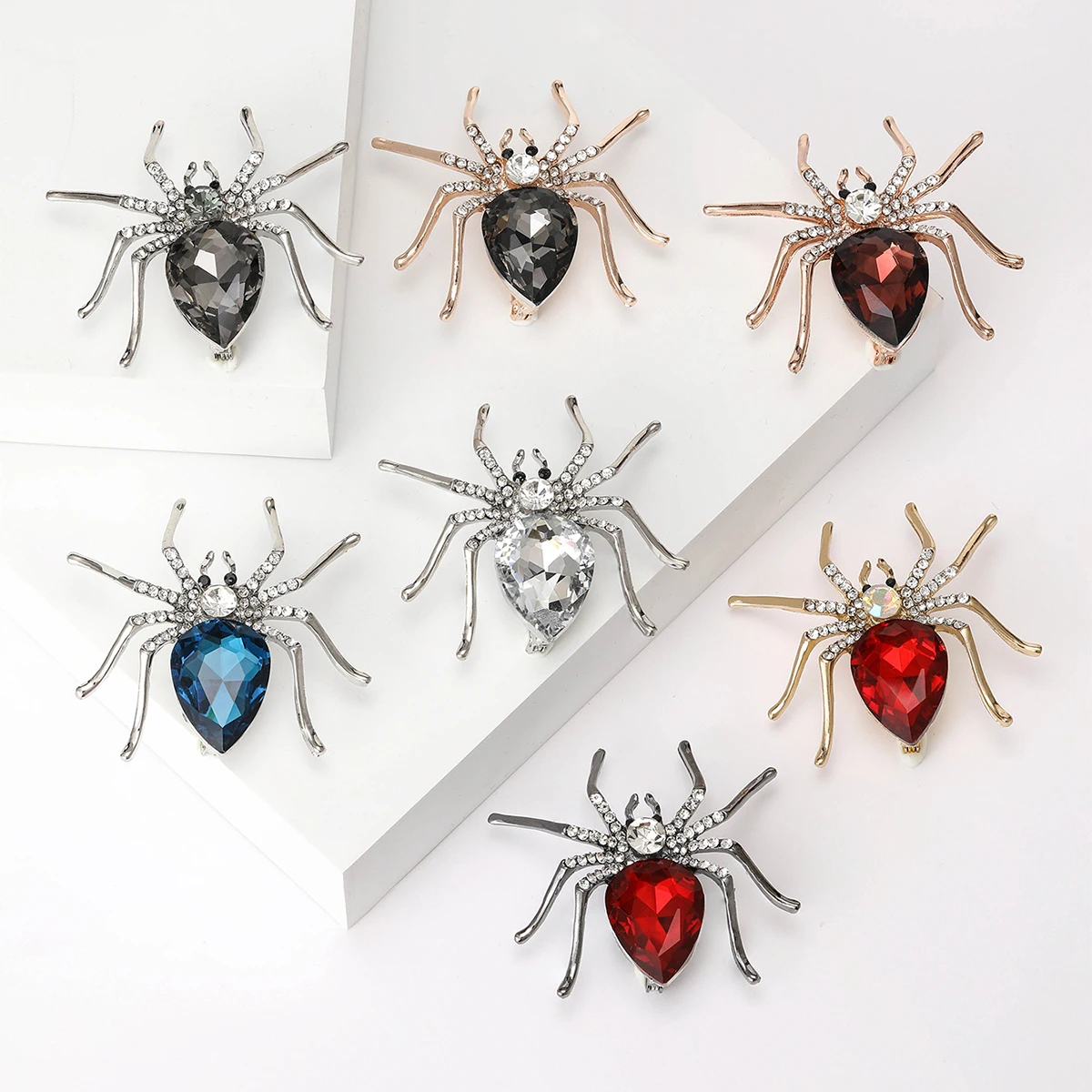 Rhinestone Spider Brooch: Unisex Pearl Insect Pins, Party Backpack Gifts 5 Rhinestone Spider Brooch: Unisex Pearl
  Insect Pins, Party Backpack Gifts - Image 5