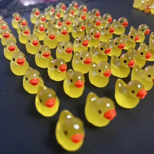 50PCS Glowing
  Mini Resin Little Ducks: Moss Microlandscape Garden Accessories - Image 8