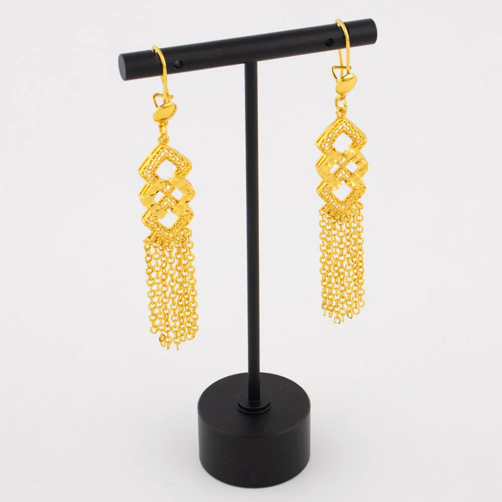 24K Gold Plated Indian Bridal Set: Long Pendant Earrings (African/Dubai) 5 24K Gold Plated Indian Bridal Set: Long
  Pendant Earrings (African/Dubai) - Image 5