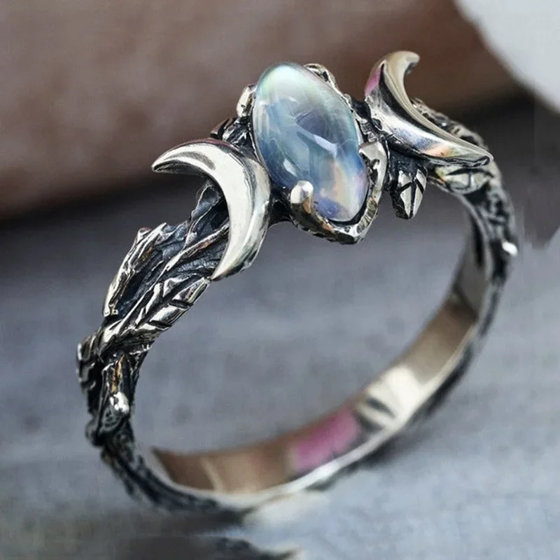 Huitan Moonstone Moon Ring: Vintage
  Bohemian Party Finger Accessories