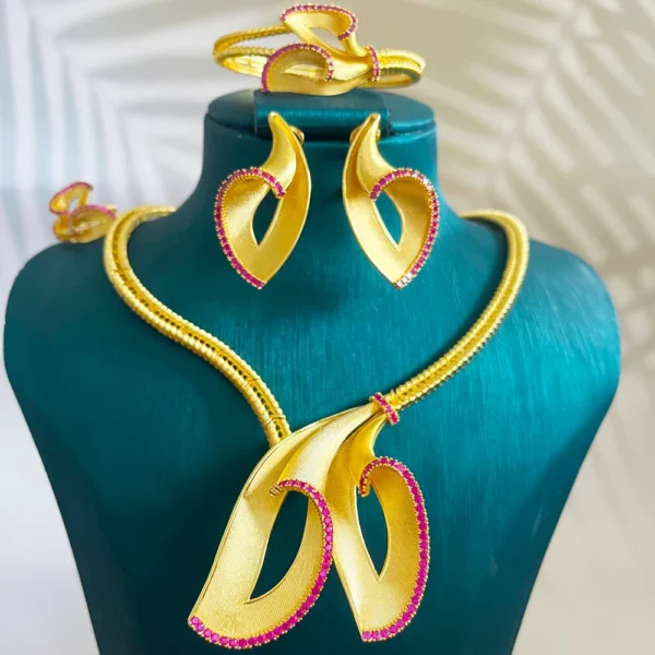 GODKI 4PCS Italia 18K Gold Plated Flower
  Set: Zircon Indian/African Necklace - Image 4