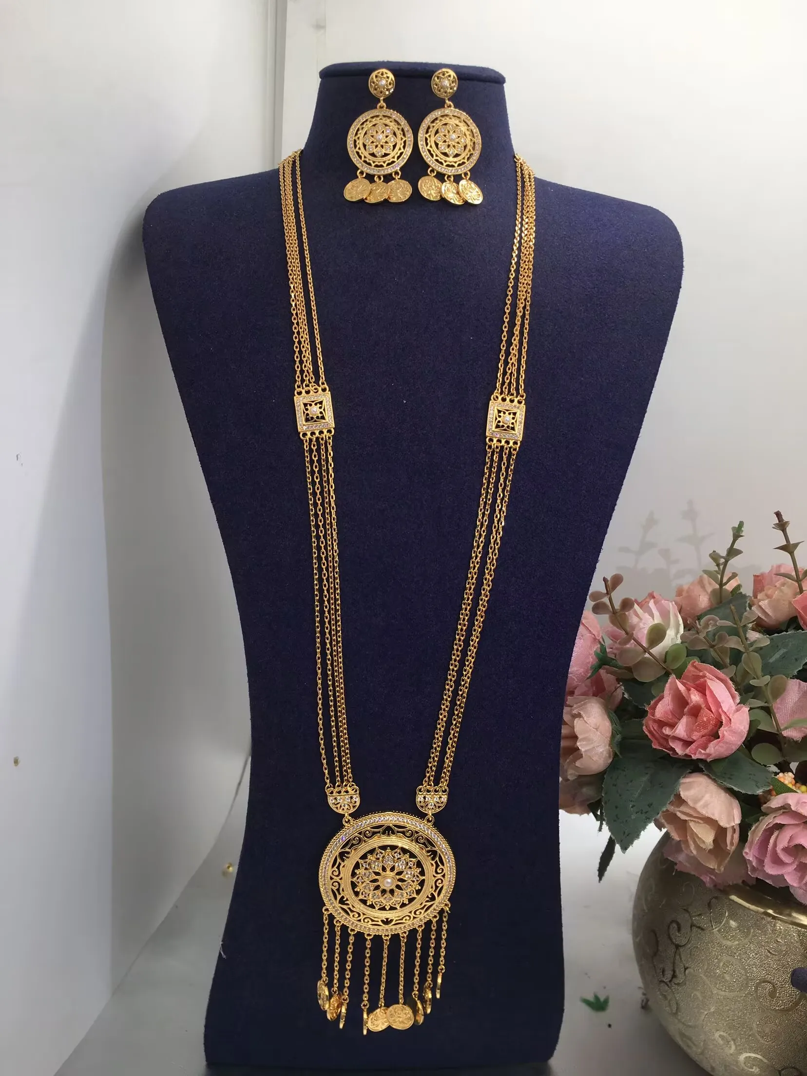 ACCKING 2PCS Luxury Round Indian Jewelry
  Set: Wedding & Bridal Party