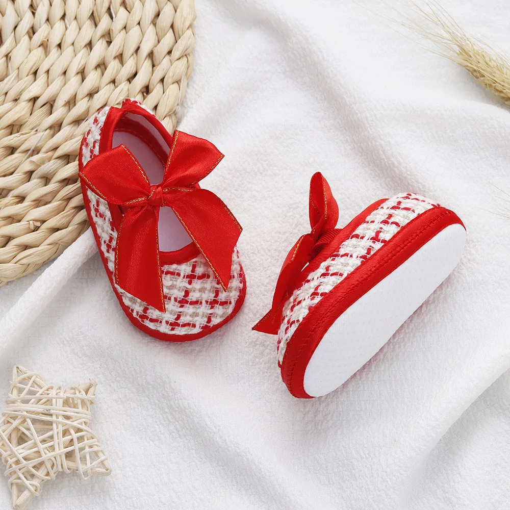 Baby Girls Retro Toddler Shoes: Flower Footwear Soft Bottom First Walkers 4 Baby Girls
  Retro Toddler Shoes: Flower Footwear Soft Bottom First Walkers - Image 4