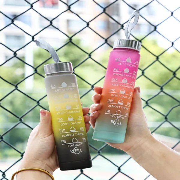 800ML Large
  Capacity Sports Water Bottle: Leak Proof Plastic Cup with Scale - Image 4