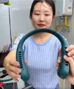 Portable neck fan worn hands-free during outdoor running